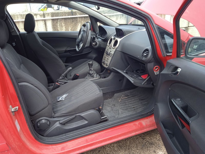 opel corsa d (s07) del año 2007