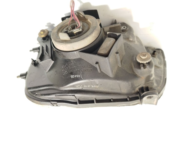 Recambio de faro derecho para mitsubishi l200 (k7_t, k6_t, k5_t) 2.5 td (k64t) referencia OEM IAM MR439534  