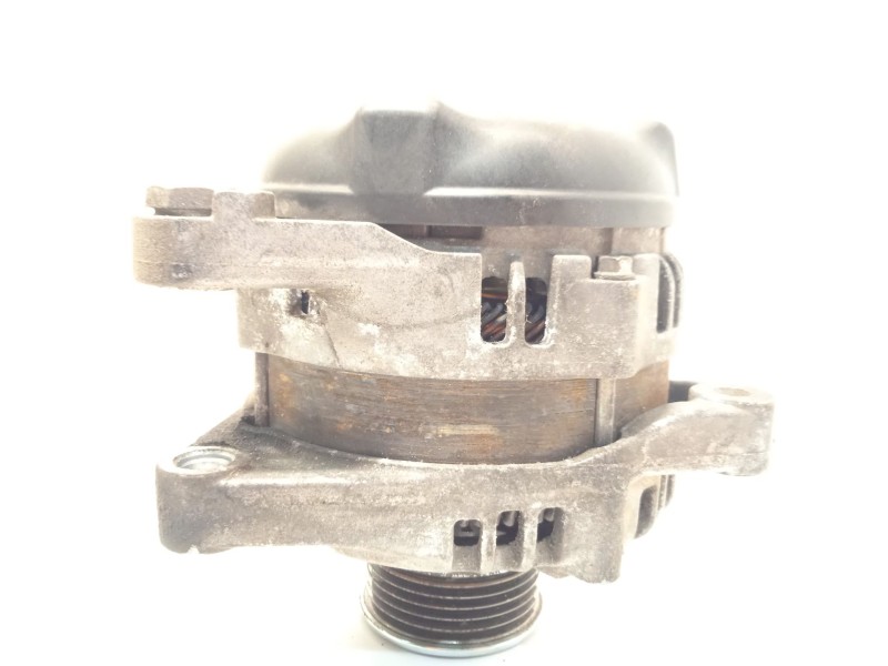 Recambio de alternador para toyota yaris 1.4 turbodiesel cat referencia OEM IAM 270600N040  1042102320
