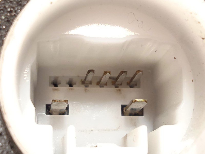 Recambio de cerradura puerta delantera derecha para honda hr-v (ru) 1.5 (ru1) referencia OEM IAM 72110T0AJ02  