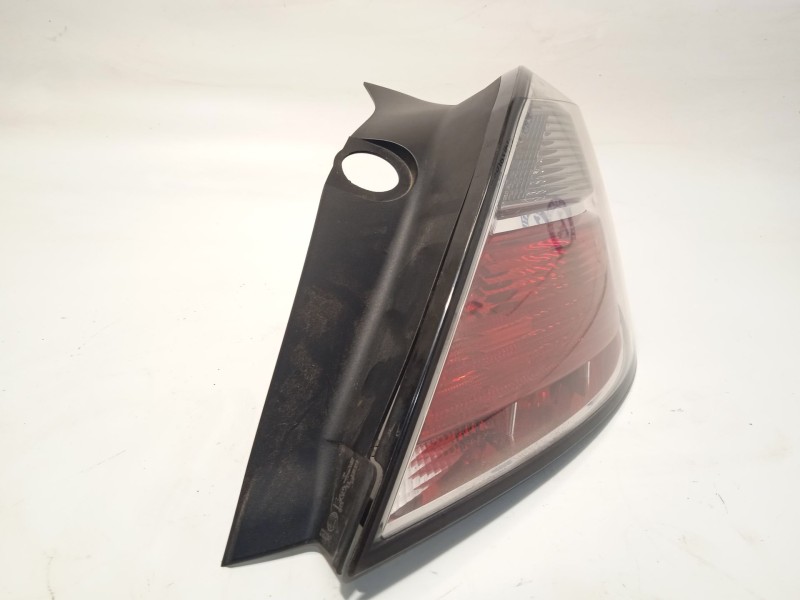 Recambio de piloto trasero derecho para opel astra h (a04) 1.7 cdti (l48) referencia OEM IAM 13222325  