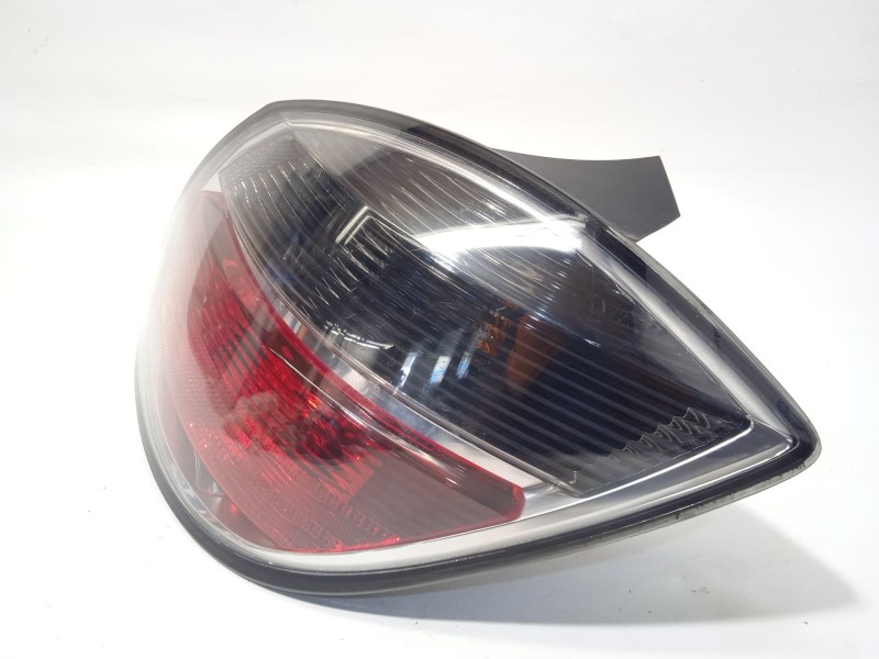 Recambio de piloto trasero derecho para opel astra h (a04) 1.7 cdti (l48) referencia OEM IAM 13222325  