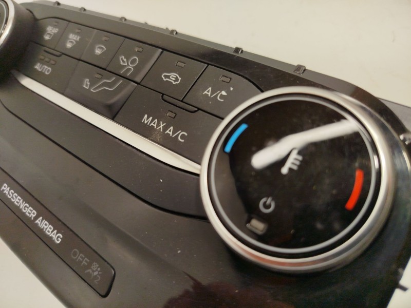 Recambio de mando climatizador para ford puma (j2k, cf7) 1.0 ecoboost referencia OEM IAM MN1T18C612AD 2638321 