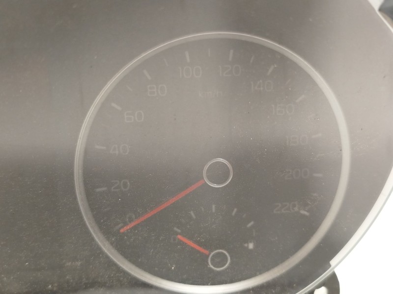 Recambio de cuadro instrumentos para kia stonic (ybcuv) 1.2 cat referencia OEM IAM 94043H8770  