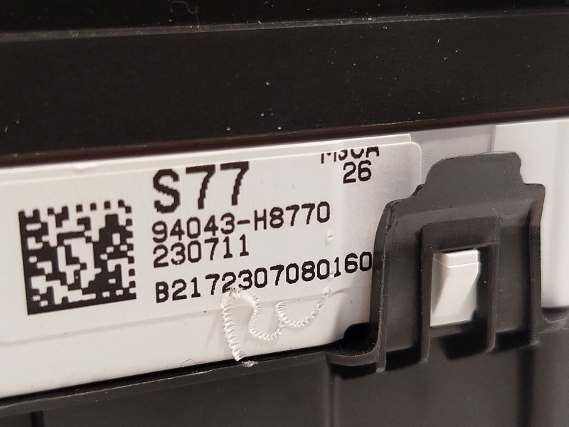 Recambio de cuadro instrumentos para kia stonic (ybcuv) 1.2 cat referencia OEM IAM 94043H8770  