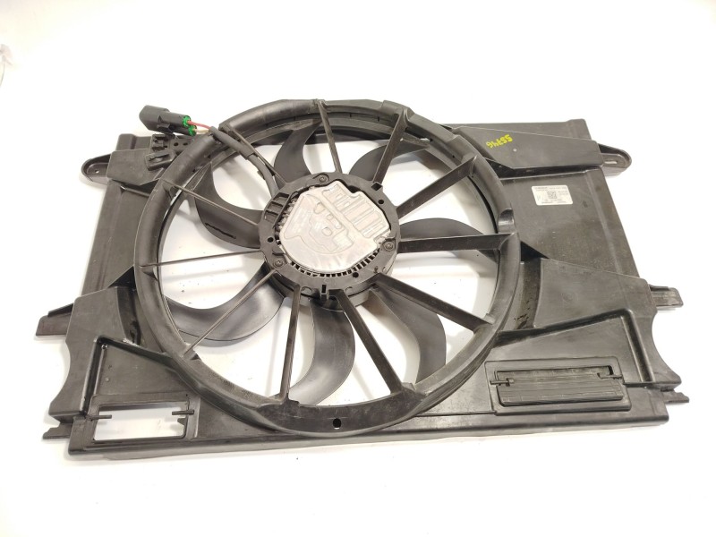 Recambio de electroventilador para opel astra k (b16) 1.2 turbo (68) referencia OEM IAM 39146899 3137234131 0130708495