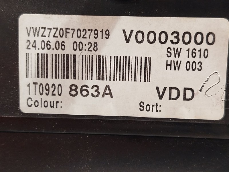 Recambio de cuadro instrumentos para volkswagen caddy ka/kb (2k) kombi referencia OEM IAM 1T0920863A 1T0920863AZ02 
