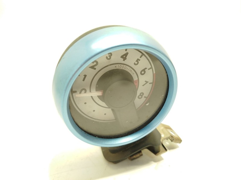 Recambio de cuadro instrumentos para peugeot 107 urban move referencia OEM IAM 832700H010  