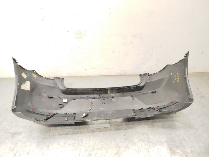 Recambio de paragolpes trasero para seat ibiza v (kj1, kjg) 1.0 mpi referencia OEM IAM 6F0807421D 6F0807421DGRU 