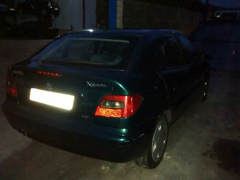 citroën xsara berlina del año 2001