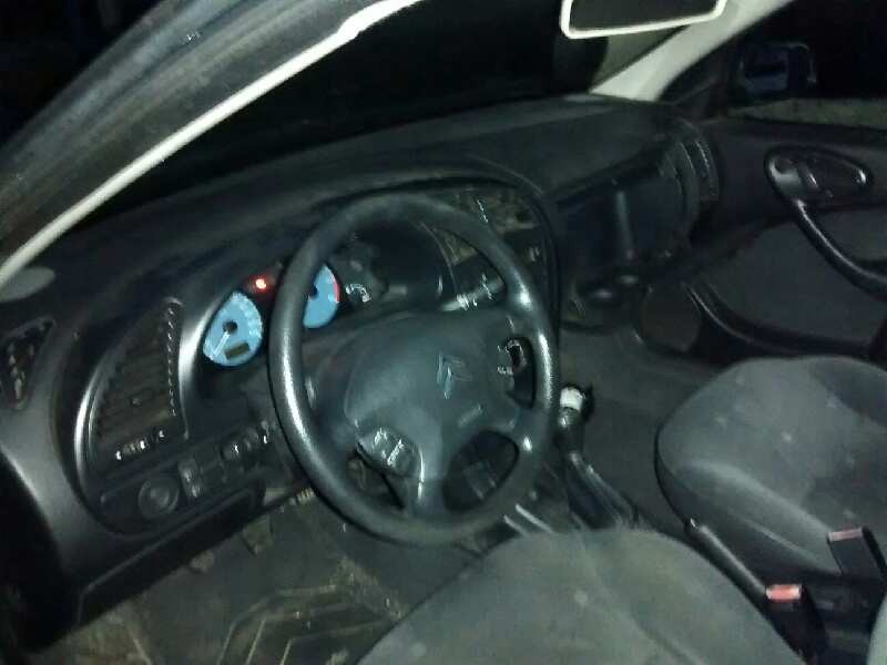 citroën xsara berlina del año 2001