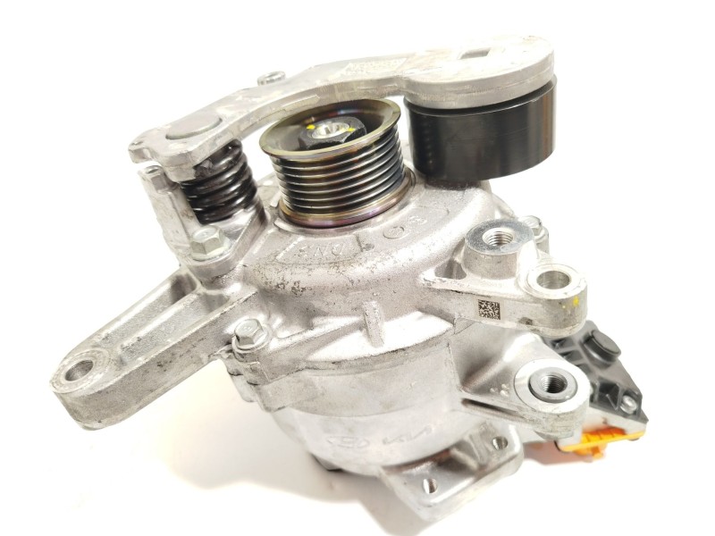 Recambio de alternador para kia niro ii (sg2) 1.6 gdi hybrid referencia OEM IAM 3739003920  