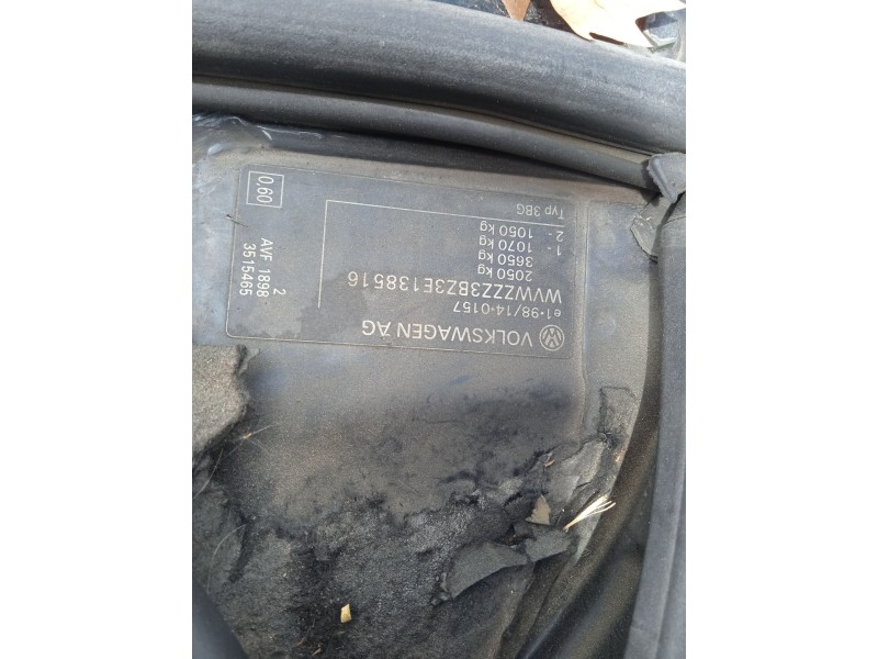 volkswagen passat b5.5 variant (3b6) del año 2002