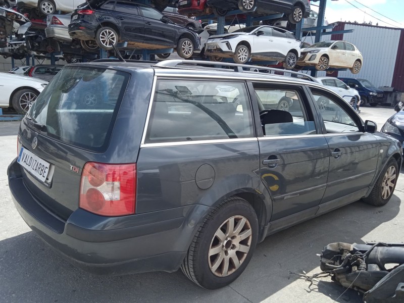 volkswagen passat b5.5 variant (3b6) del año 2002