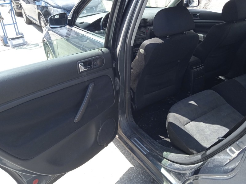 volkswagen passat b5.5 variant (3b6) del año 2002