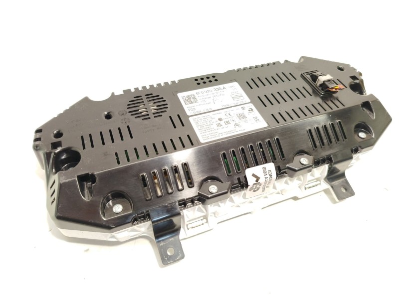 Recambio de cuadro instrumentos para seres arona (kj7, kjp) 1.0 tsi referencia OEM IAM 6F0920330A  