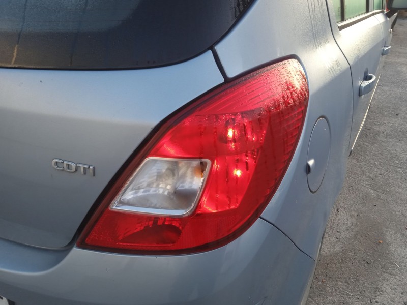 opel corsa d (s07) del año 2006