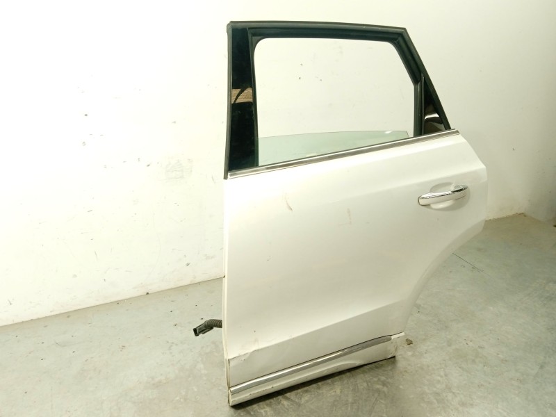 Recambio de puerta trasera izquierda para audi q5 (8rb) 2.0 tdi quattro referencia OEM IAM 8R0833051B  
