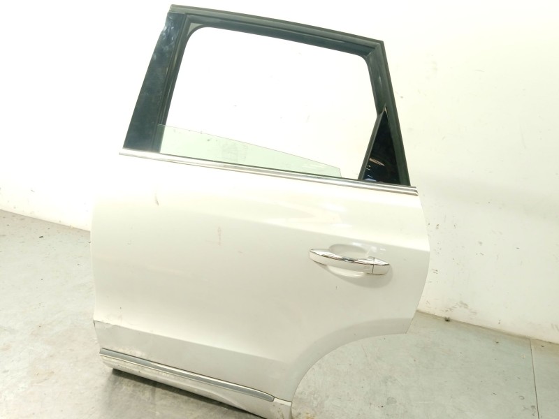 Recambio de puerta trasera izquierda para audi q5 (8rb) 2.0 tdi quattro referencia OEM IAM 8R0833051B  