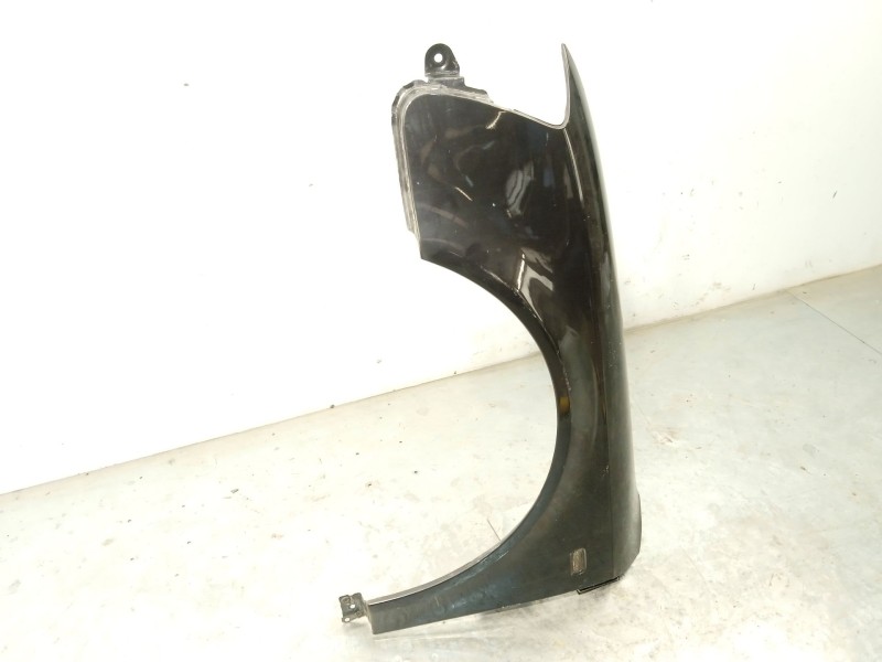 Recambio de aleta delantera izquierda para audi a4 berlina (8e) 2.0 16v tdi referencia OEM IAM 8E0821105F  