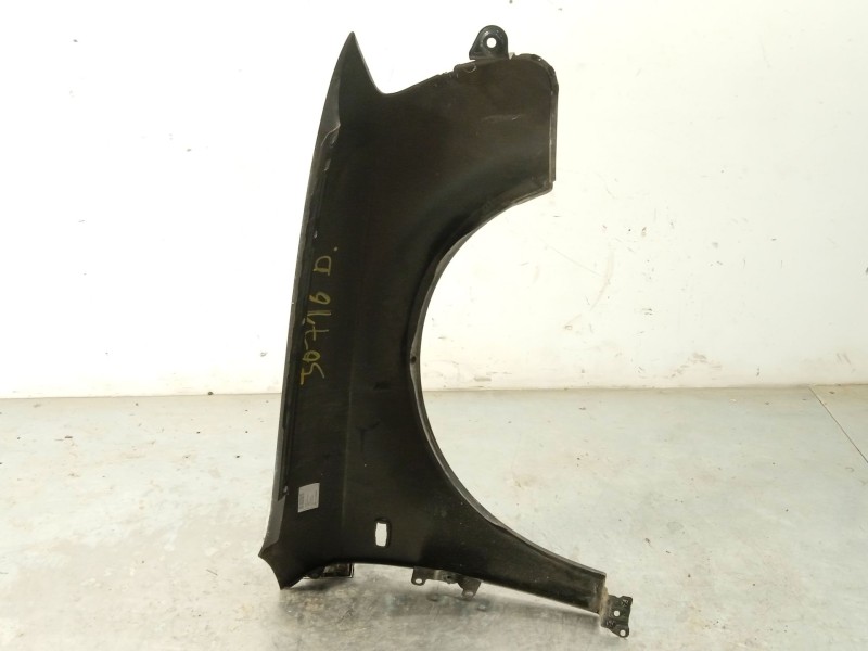 Recambio de aleta delantera izquierda para audi a4 berlina (8e) 2.0 16v tdi referencia OEM IAM 8E0821105F  