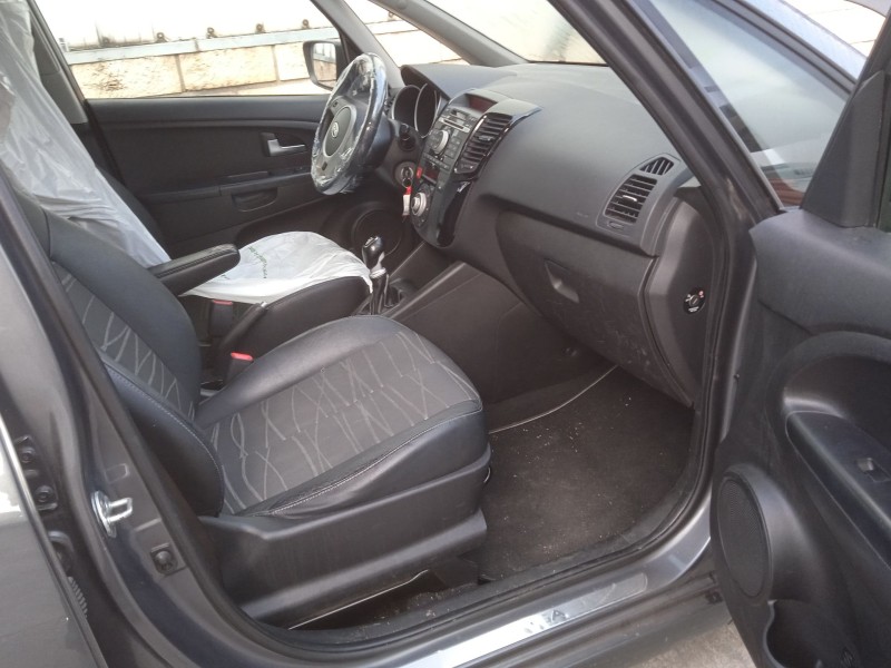 kia venga (yn) del año 2010