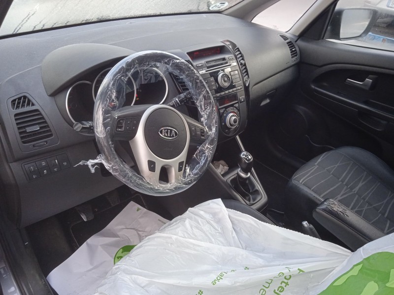 kia venga (yn) del año 2010