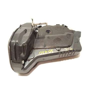CERRADURA PUERTA TRASERA IZQUIERDA 690600D310 
