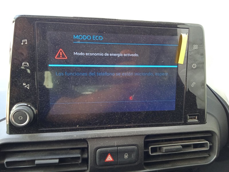 Recambio de pantalla multifuncion para peugeot rifter 1.5 bluehdi 130 referencia OEM IAM 9830426480  5030188011103