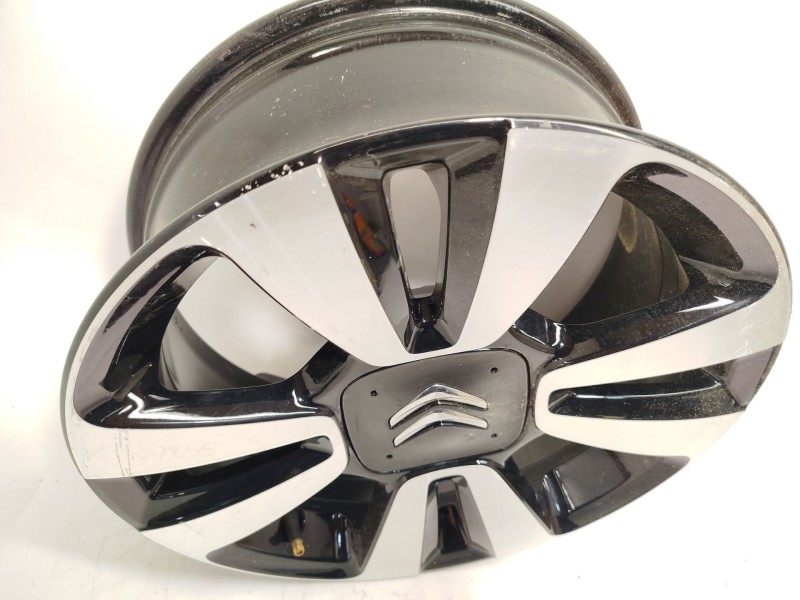 Recambio de llanta para citroën c3 iii (sx) 1.2 puretech 82 referencia OEM IAM 9813075077 98130750XY 