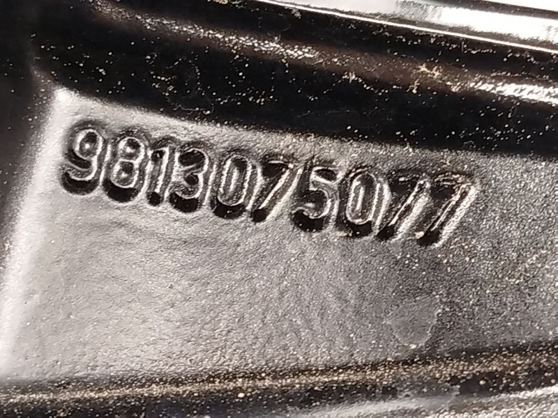 Recambio de llanta para citroën c3 iii (sx) 1.2 puretech 82 referencia OEM IAM 9813075077 98130750XY 