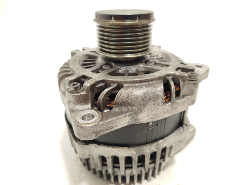 Recambio de alternador para subaru legacy lim. b14 limited referencia OEM IAM 23700AA660  A3TX0781