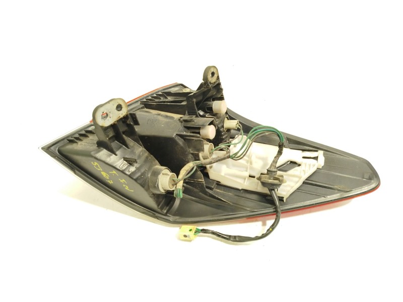 Recambio de piloto trasero izquierdo para subaru legacy lim. b14 limited referencia OEM IAM 84912AJ100  