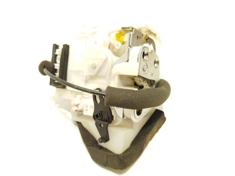 Recambio de cerradura puerta trasera izquierda para subaru legacy lim. b14 limited referencia OEM IAM 61035AJ010  