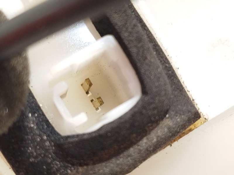 Recambio de cerradura puerta trasera izquierda para subaru legacy lim. b14 limited referencia OEM IAM 61035AJ010  