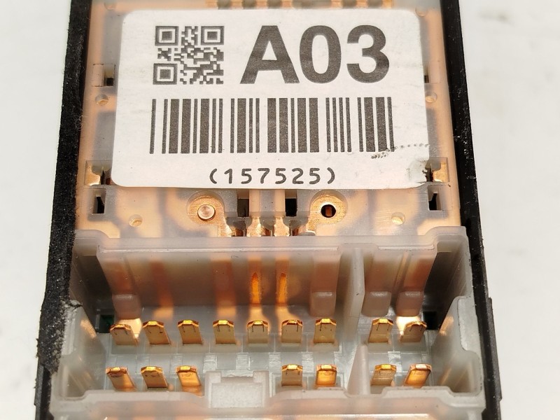 Recambio de mando elevalunas delantero izquierdo para subaru legacy lim. b14 limited referencia OEM IAM 83071AJ030  