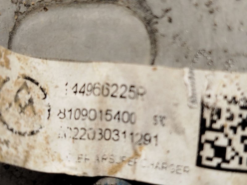 Recambio de intercooler para renault arkana i (lcm_, ldn_) 1.3 tce 140 (ldn0) referencia OEM IAM 144966225R  