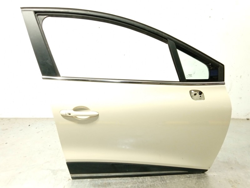 Recambio de puerta delantera derecha para renault clio iv (bh_) 1.5 dci 90 referencia OEM IAM 801008302R  