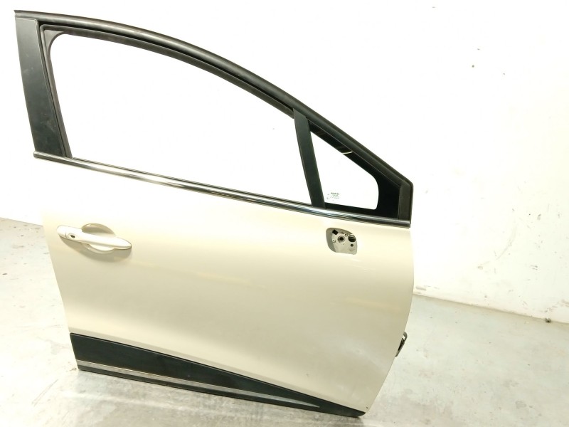 Recambio de puerta delantera derecha para renault clio iv (bh_) 1.5 dci 90 referencia OEM IAM 801008302R  