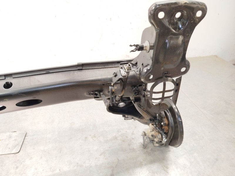 Recambio de puente trasero para seat arona (kj7, kjp) 1.0 tsi referencia OEM IAM 2Q0501053CM  