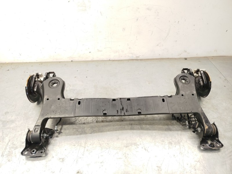 Recambio de puente trasero para seat arona (kj7, kjp) 1.0 tsi referencia OEM IAM 2Q0501053CM  