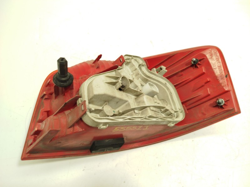 Recambio de piloto trasero izquierdo para audi a3 (8p1) 1.9 tdi referencia OEM IAM 8P0945095  