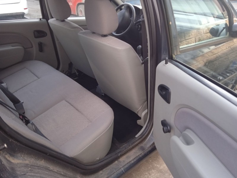 dacia logan (ls_) del año 2007