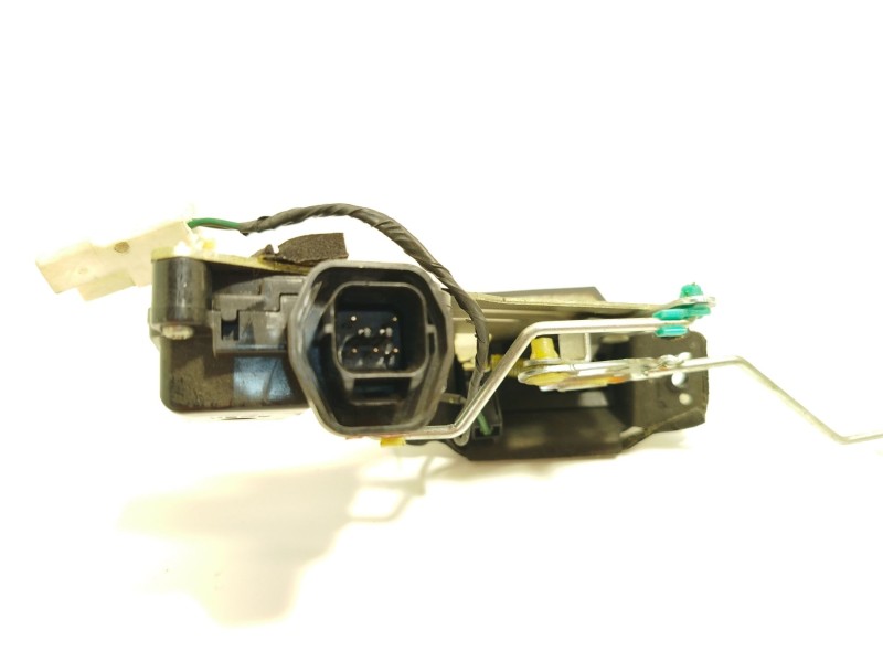 Recambio de cerradura maletero / porton para ssangyong actyon i 2.0 xdi referencia OEM IAM 7141031002  