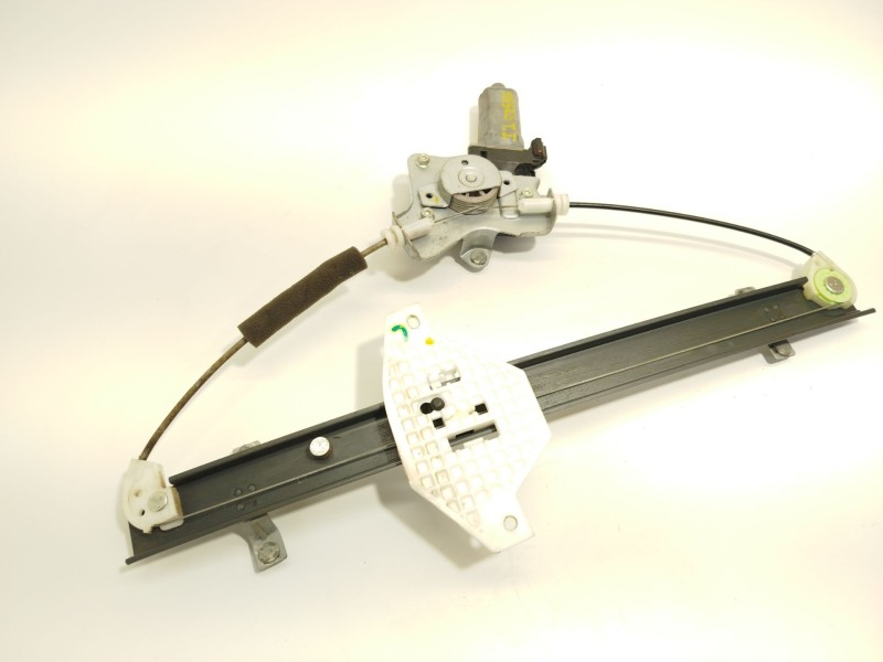 Recambio de elevalunas trasero izquierdo para ssangyong actyon i 2.0 xdi referencia OEM IAM 7331131001  