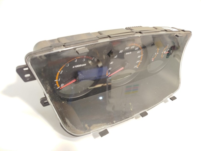 Recambio de cuadro instrumentos para ssangyong actyon i 2.0 xdi referencia OEM IAM 8021031531  