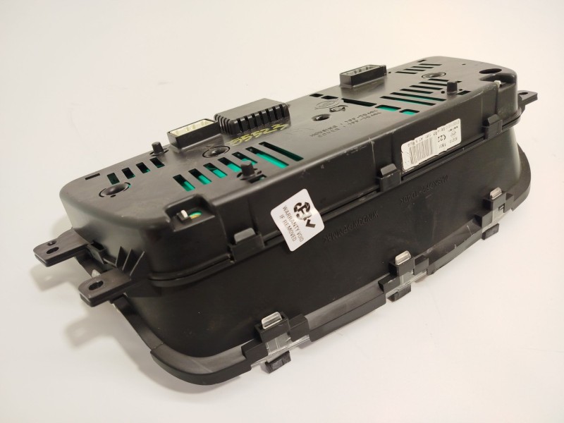 Recambio de cuadro instrumentos para ssangyong actyon i 2.0 xdi referencia OEM IAM 8021031531  