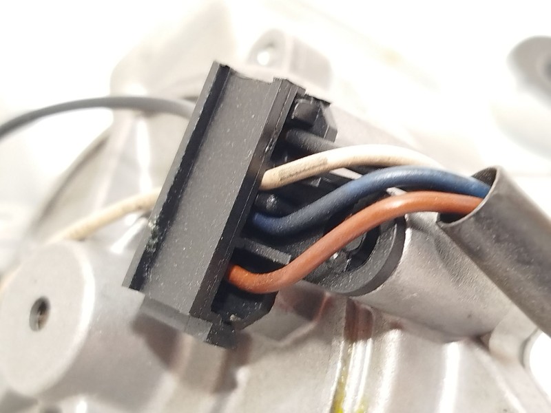 Recambio de motor limpia trasero para ssangyong actyon i 2.0 xdi referencia OEM IAM 8615031002  