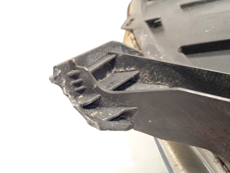 Recambio de faro derecho para citroën c1 (pm_, pn_) 1.0 referencia OEM IAM 811100H090 620672 89092916