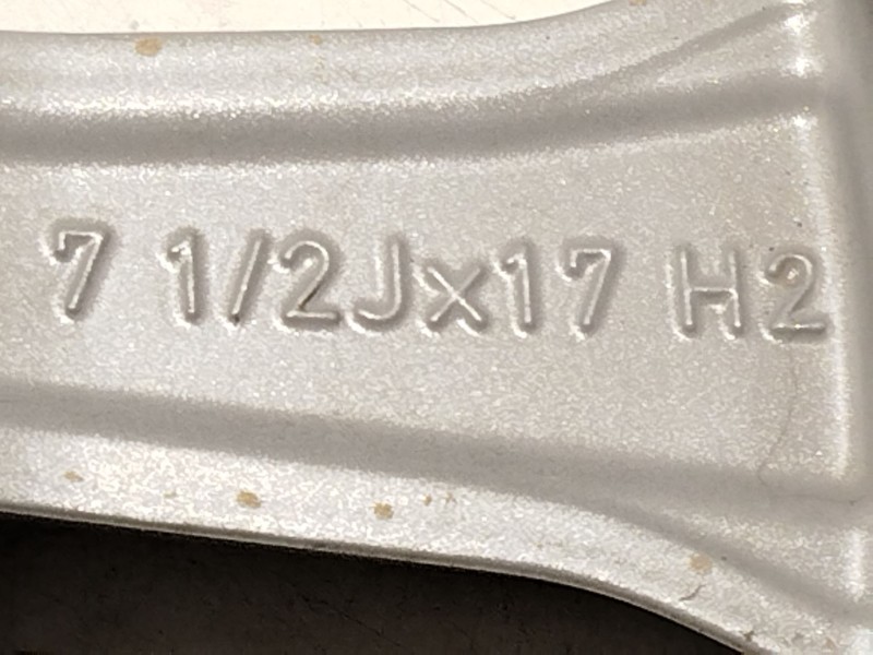 Recambio de llanta para bmw serie 3 berlina (g20) 320i referencia OEM IAM 7915323 36117915323 